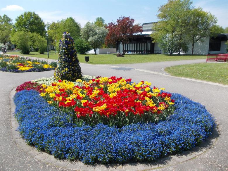 Blumenbett im Kurpark Bad Füssing